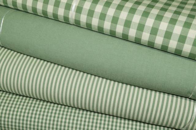 Vendita on line coordinati puro cotone riga quadretto e unito verde - tessuti arredo casa per tovaglie per a quadri e tirolesi