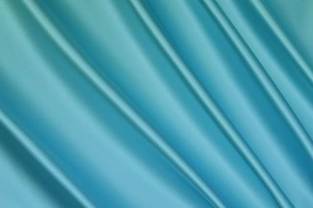 Vendita on line tessuto raso pura seta adesivato stretch azzurro - occasioni e scampoli