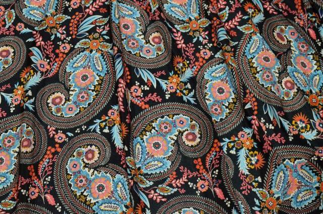 Vendita on line tessuto crepe de chine disegno cashmere fondo nero - tessuti abbigliamento sete