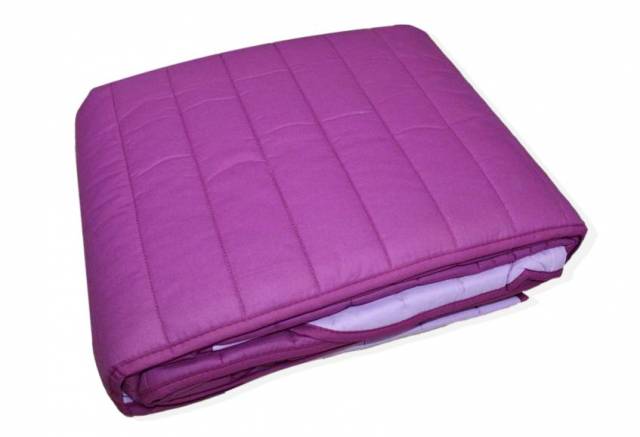 Vendita on line copriletto trapuntato singolo happidea modello basic variante ibisco/melanzana - biancheria per la casa