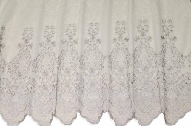 Vendita on line tessuto tenda ricamo in rilievo bianco/grigio - prodotti