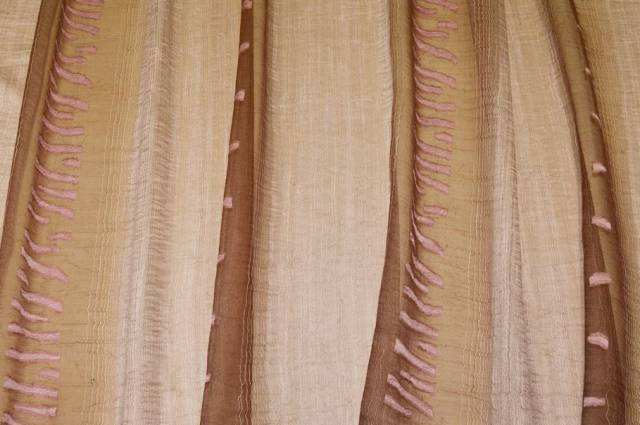 Vendita on line tessuto tenda organza beige ricamo rosa antico - prodotti