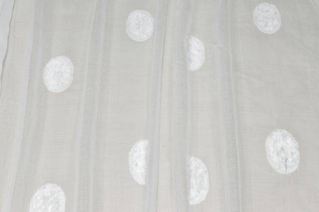 Vendita on line tessuto tenda garza con pois in rilievo - prodotti
