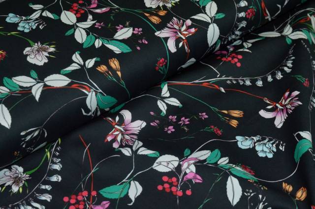 Vendita on line tessuto cotone stretch fantasia fiore fondo nero - prodotti