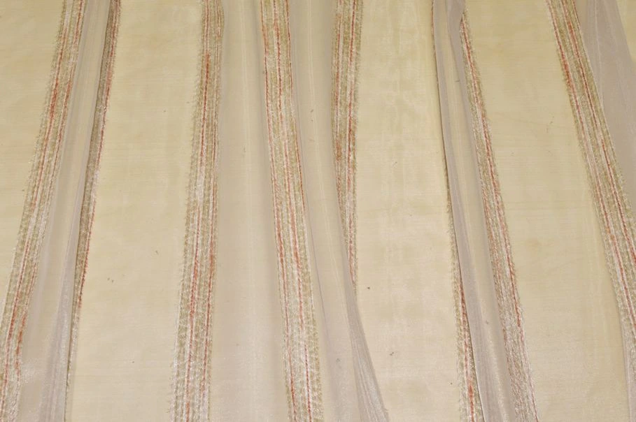Vendita on line tessuto tenda organza panna con fasce effetto ciniglia - tessuti per in offerta