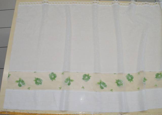 Vendita on line tendino con inserto organza fiore verde altezza cm 90 - prodotti