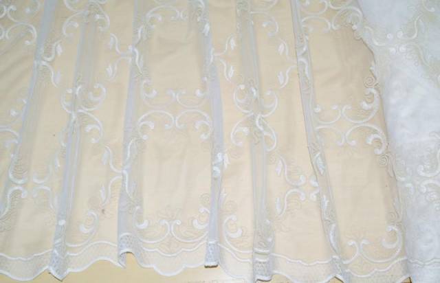 Vendita on line tessuto tenda tulle ricamato panna - prodotti