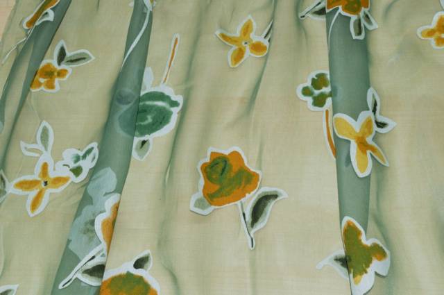 Vendita on line tessuto tenda organza con applicazioni floreali - prodotti