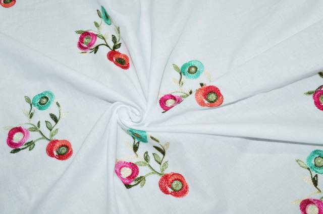 Vendita on line tessuto batista puro cotone con fiore ricamato verde rosso - tessuti abbigliamento