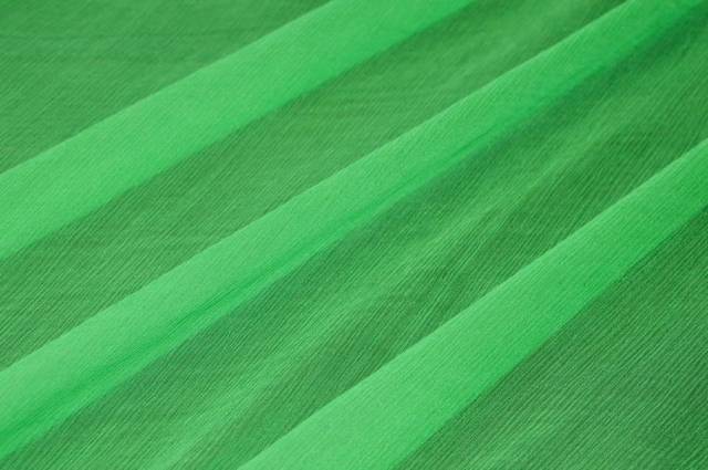 Vendita on line tessuto chiffon pura seta effetto crepon verde - tessuti abbigliamento georgette / chiffon / dèvorè georgette/chiffon