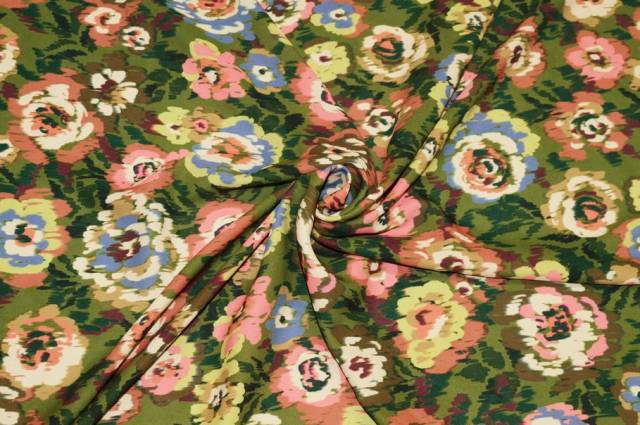 Vendita on line scampolo crepe fantasia floreale fondo verde - tessuti abbigliamento georgette / chiffon / dèvorè georgette/chiffon fantasia