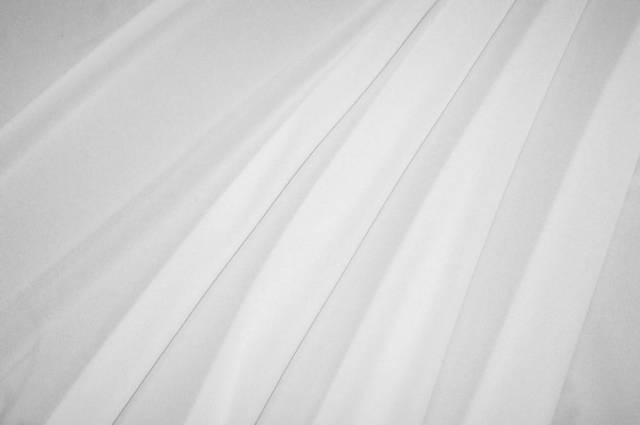 Vendita on line tessuto termoadesivo leggero bianco ditta freudenberg - tessuti abbigliamento