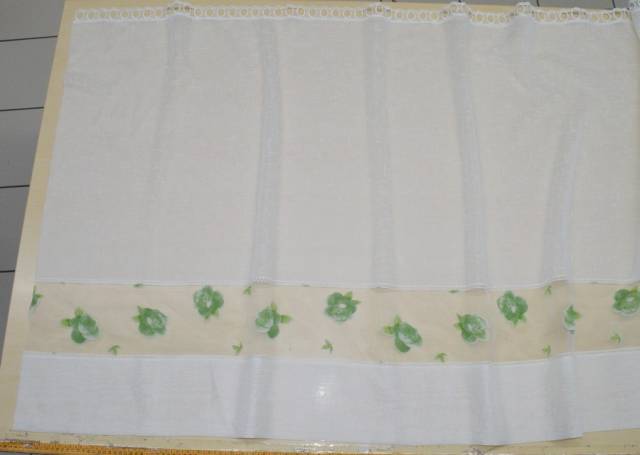Vendita on line tendino con inserto organza fiore verde altezza cm 90 - tessuti per tendine metraggio a vetro tirolesi