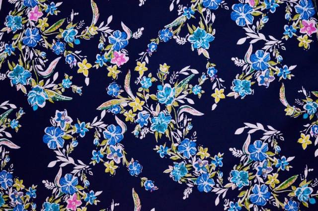 Vendita on line tessuto gabardine cotone fantasia fiori azzurri - cotoni gabardine